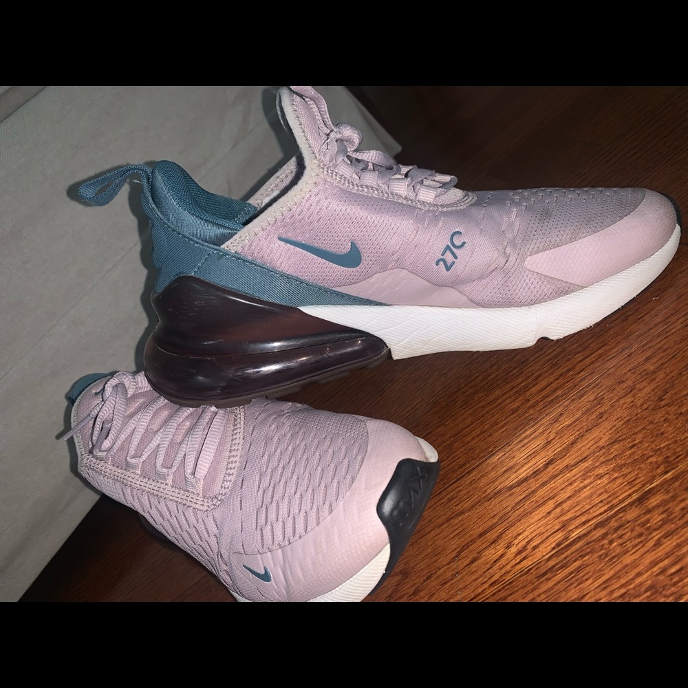 Nike Air Max 270